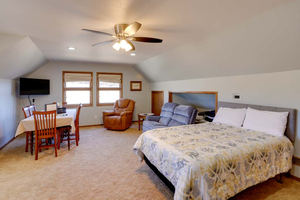Mtn View: Cozy Couple's Retreat in Bayfield!