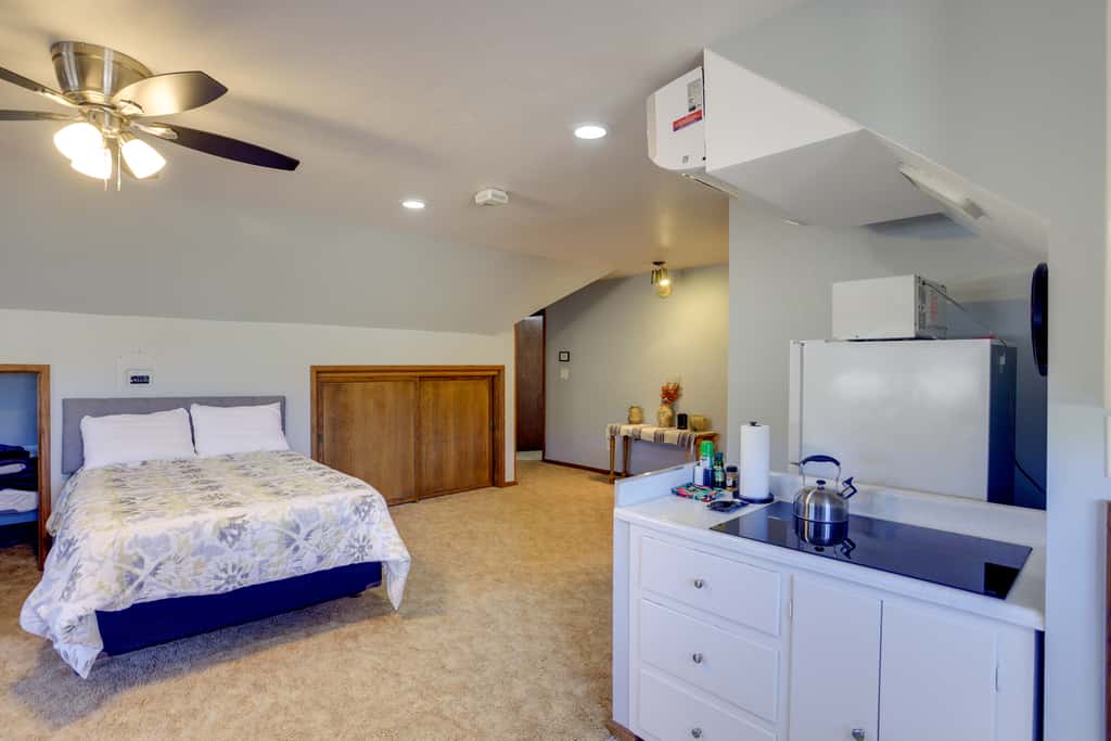 Mtn View: Cozy Couple's Retreat in Bayfield!