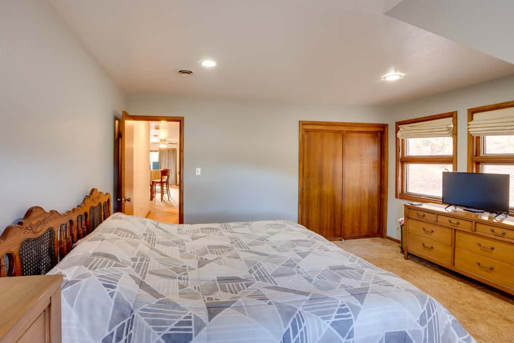 Near Hiking: Mtn-View Getaway in Bayfield!
