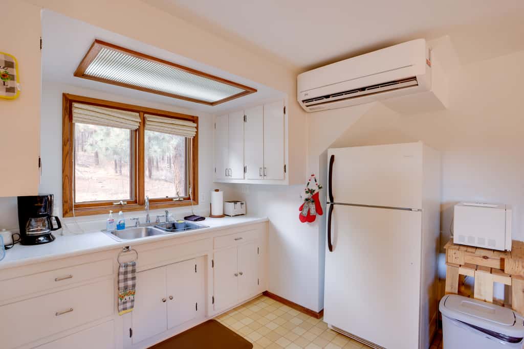 Near Hiking: Mtn-View Getaway in Bayfield!