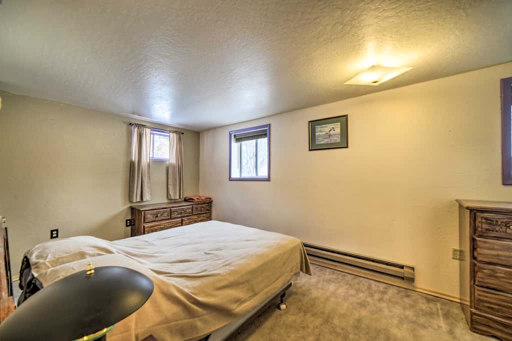 Cozy Durango Apt w/ Mtn View ~ 6 Mi to Downtown!