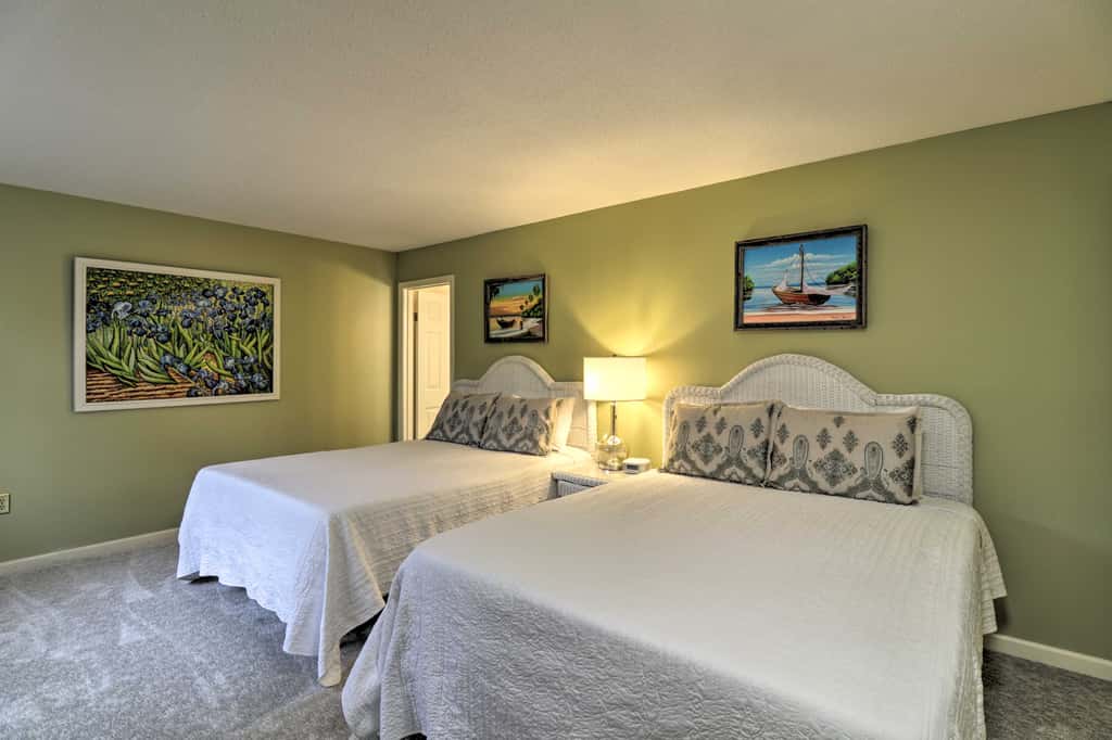 4 Mi to Lake: Unit w/ Pool Access in Fairfield Bay