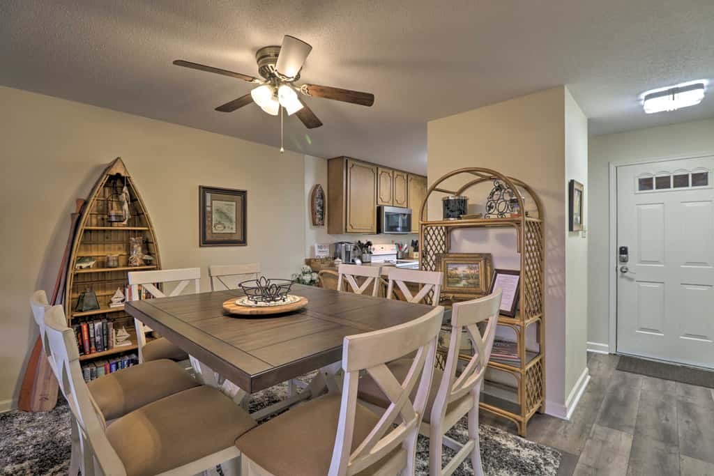 4 Mi to Lake: Unit w/ Pool Access in Fairfield Bay