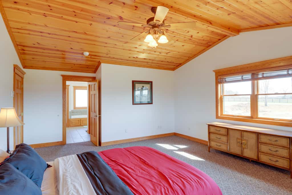 Mountain Views + Shared Pool: Ozarks Family Home
