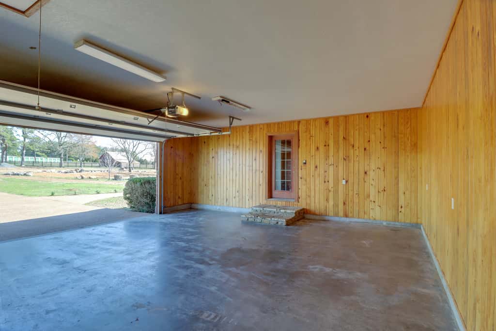 Mountain Views + Shared Pool: Ozarks Family Home