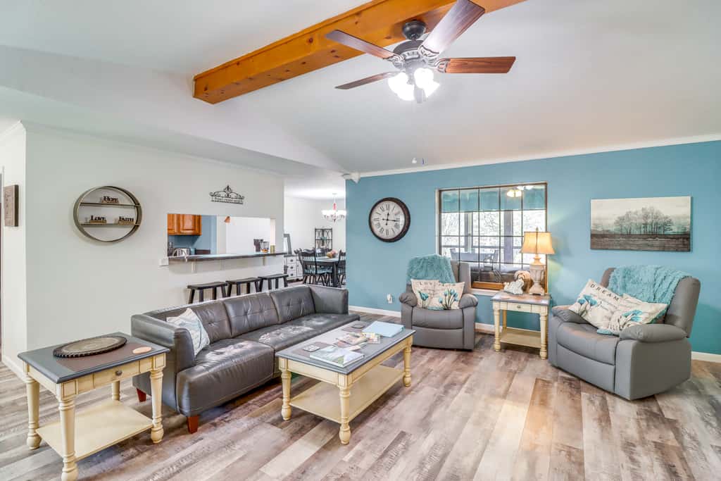 Fairfield Bay Home On Golf Course w/ Fenced Yard!
