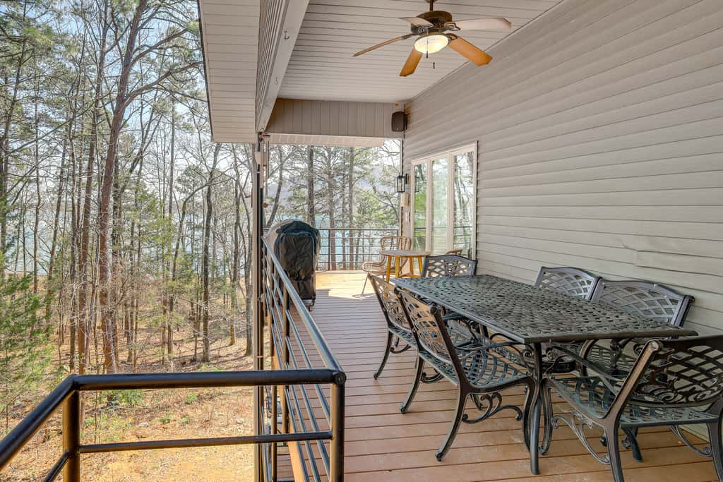 Hot Tub & Games Galore! Greers Ferry Lake Home