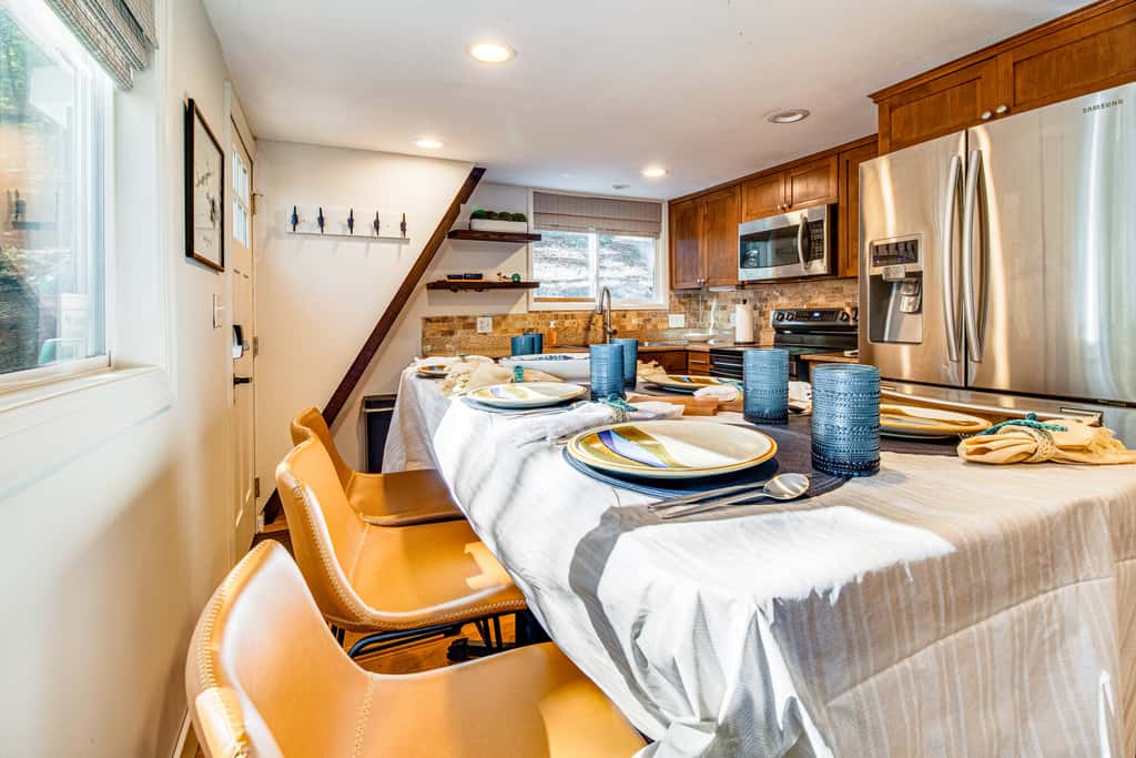 Fairfield Bay Home w/ Pool Access & Boat Slip