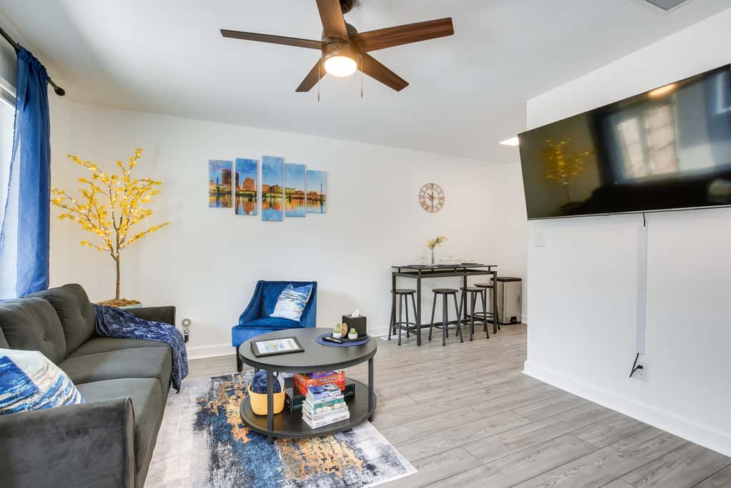 Central Dayton Apt < Half-Mi to UD!
