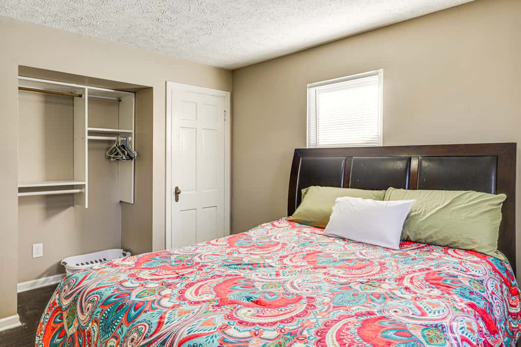 2 Mi to UD: Pet-Friendly Home w/ Fenced Yard!