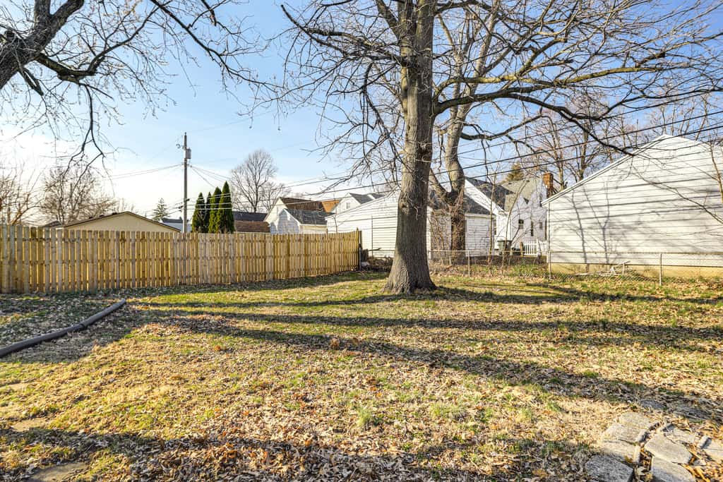 2 Mi to UD: Pet-Friendly Home w/ Fenced Yard!