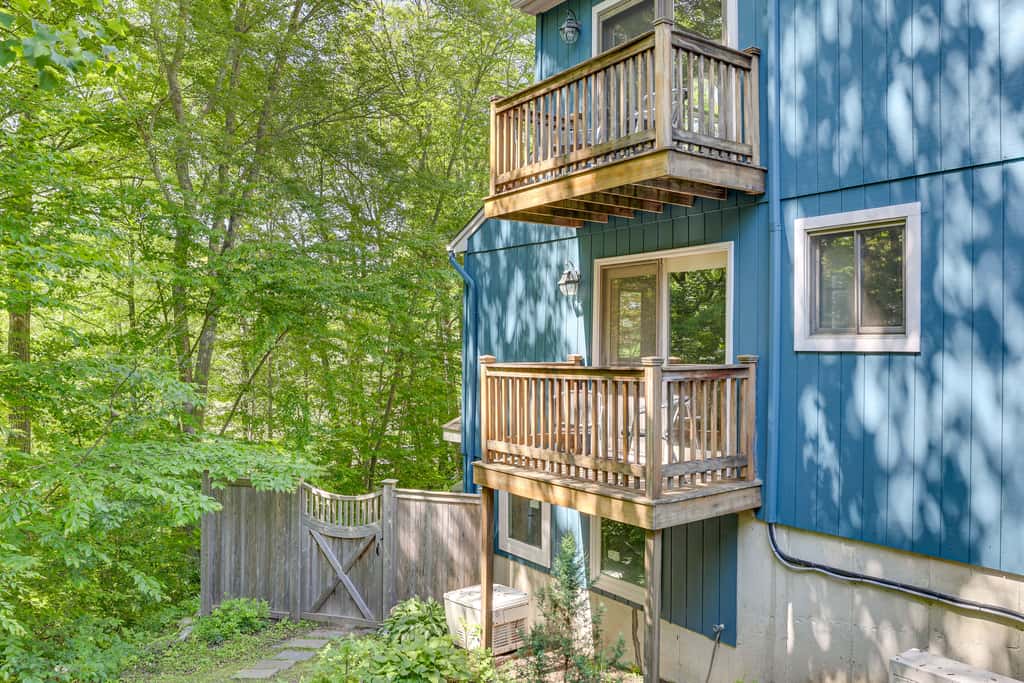 Private Pool! Getaway, 14 Mi to Hammonasset Beach