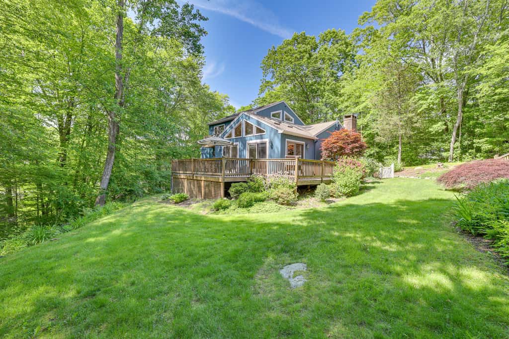 Private Pool! Getaway, 14 Mi to Hammonasset Beach
