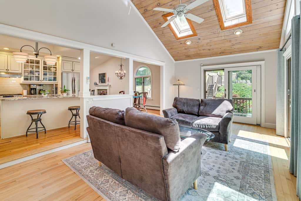 Private Pool! Getaway, 14 Mi to Hammonasset Beach