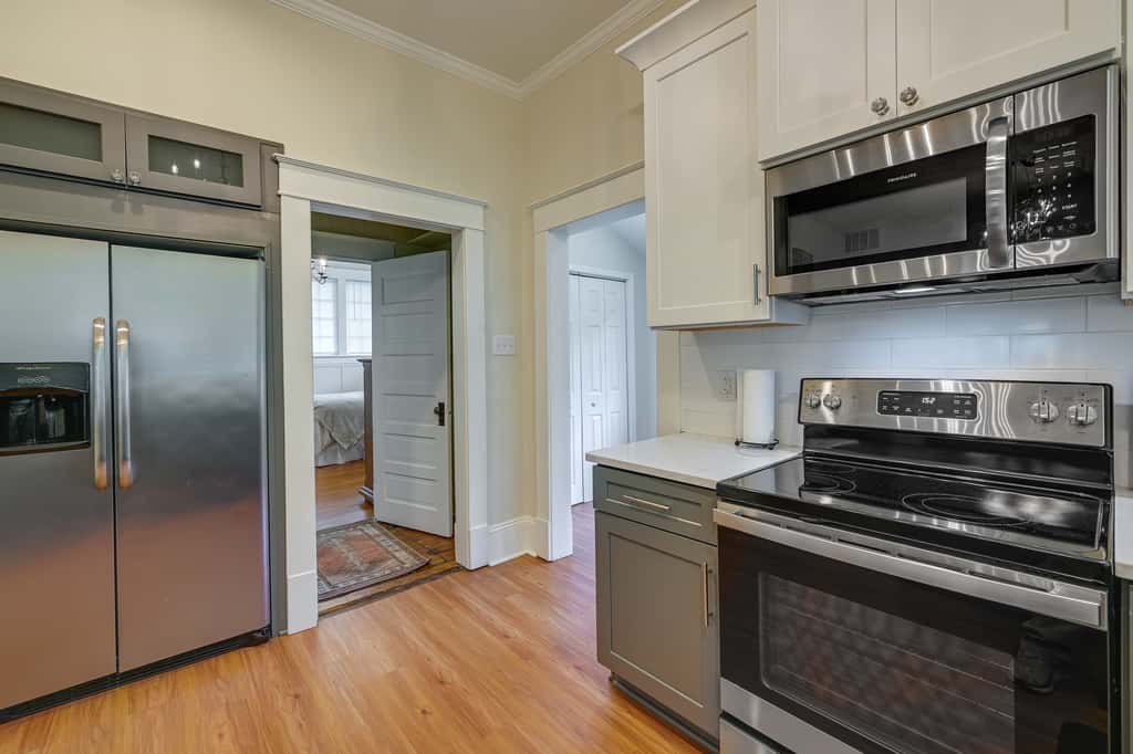 Cozy ‘Casa Verde’ Getaway - 1 Mi to UNCG Campus