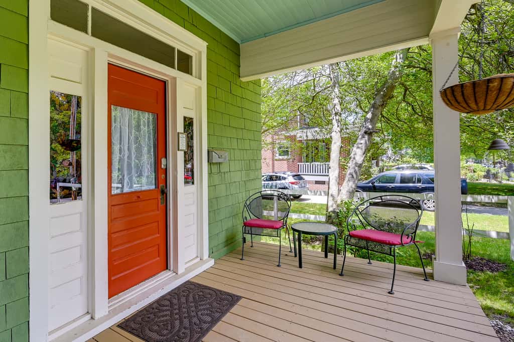 Cozy ‘Casa Verde’ Getaway - 1 Mi to UNCG Campus