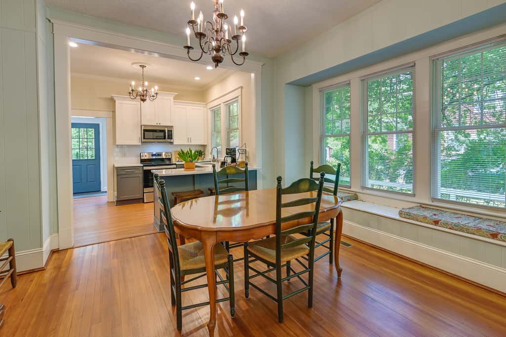 Cozy ‘Casa Verde’ Getaway - 1 Mi to UNCG Campus