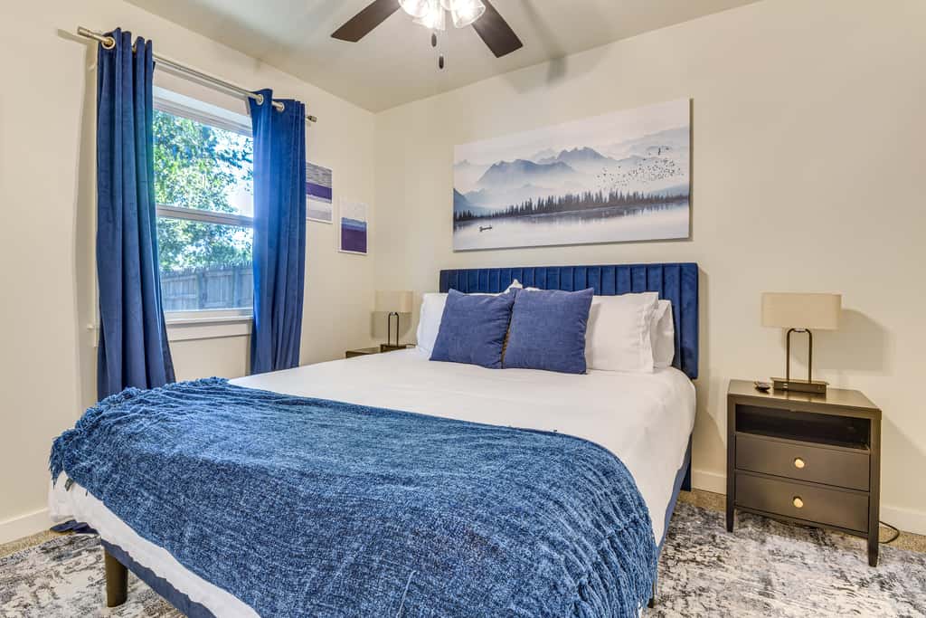 12 Mi to BOK Center: Pet-Friendly Home w/ Yard!