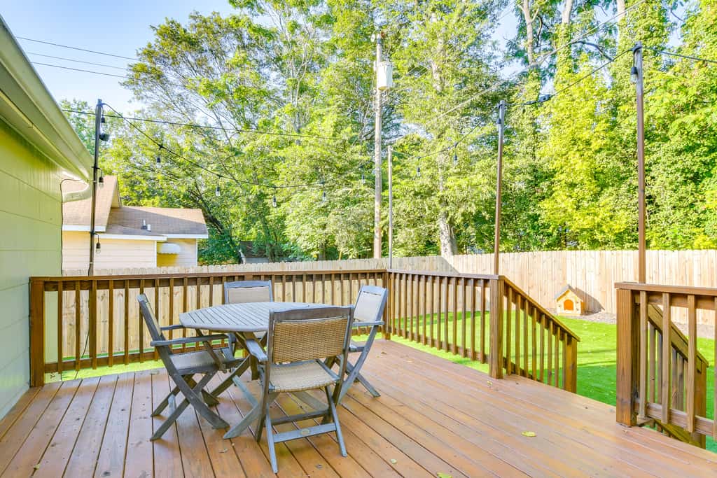Greenville Escape w/ Deck + Fire Pit!