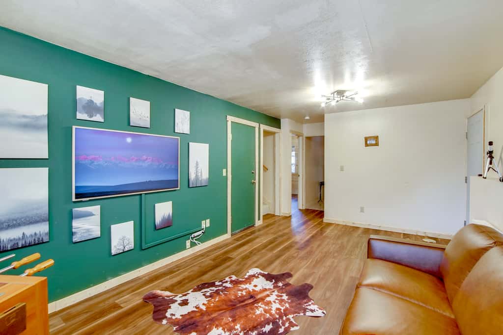 High Noon Hideaway: Zion Cabin w/ Fire Pit!