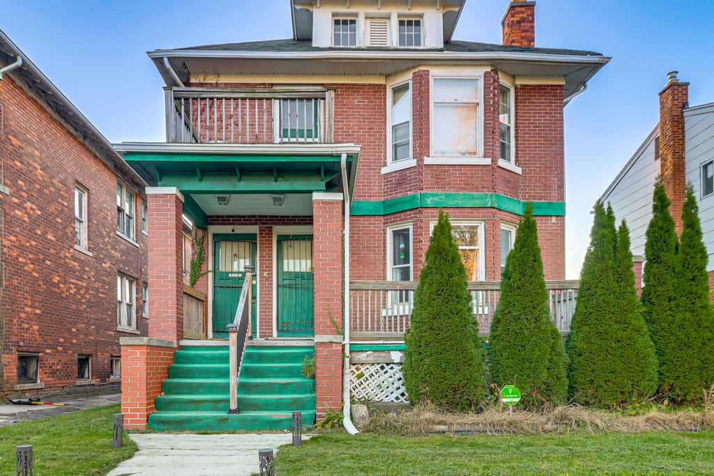 Urban Retreat 1 Mi to Riverfront! Detroit Duplex