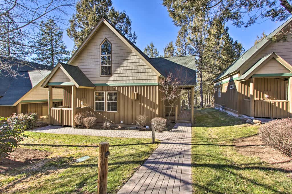 Klamath Falls Cabin Retreat w/ Deck & Grill!