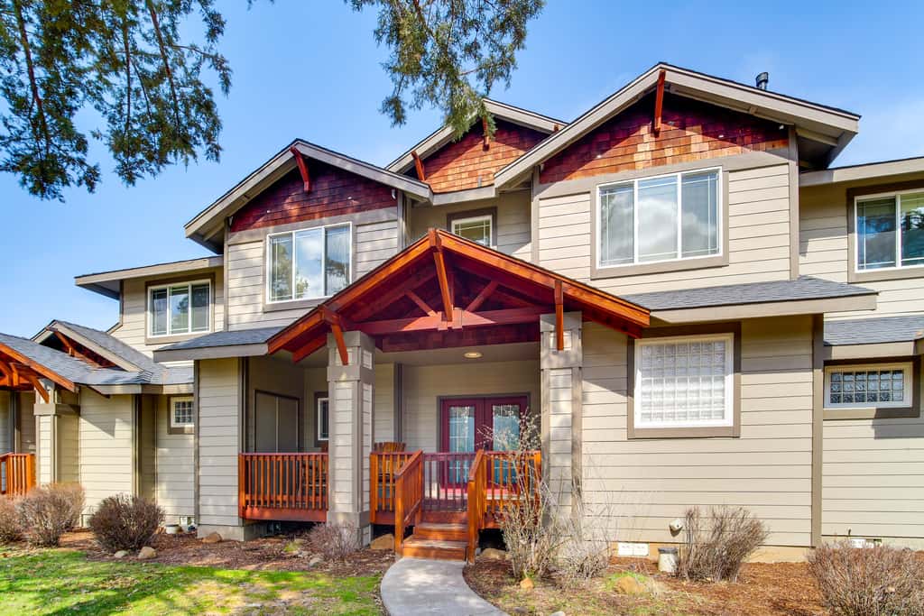Pool & Hot Tub Access! Running Y Retreat w/ Deck