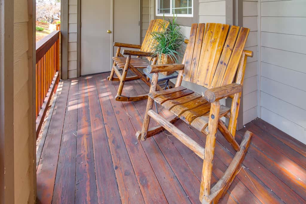 Pool & Hot Tub Access! Running Y Retreat w/ Deck