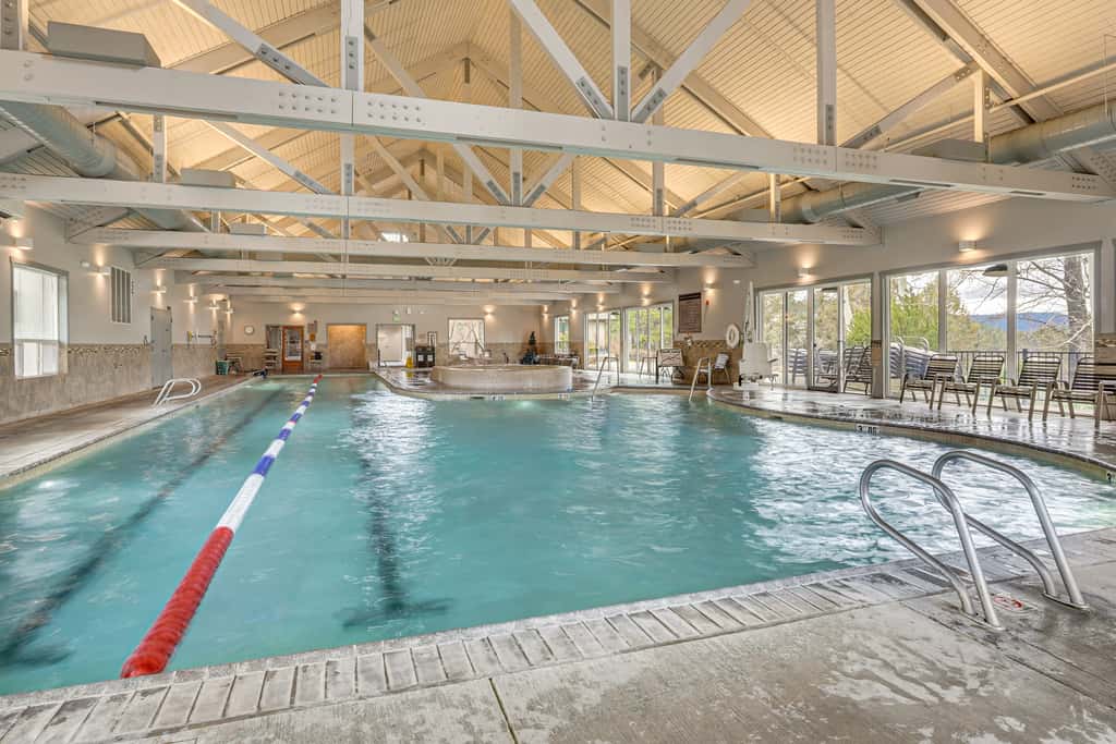 Pool & Hot Tub Access! Running Y Retreat w/ Deck