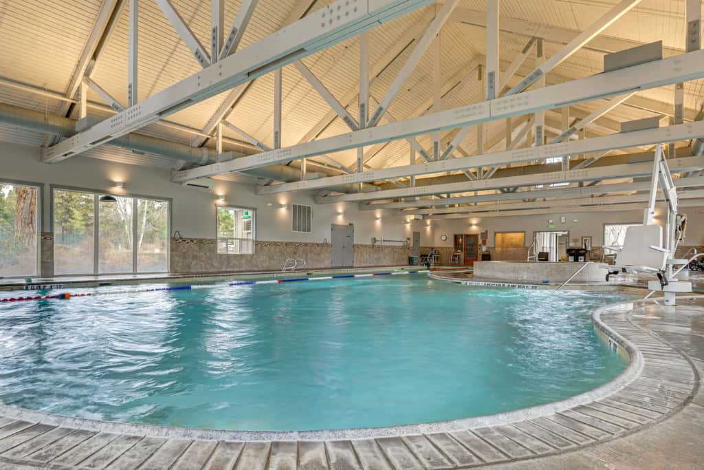 Pool & Hot Tub Access! Running Y Retreat w/ Deck