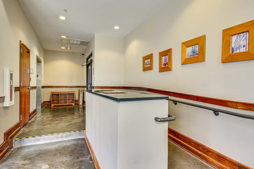 Walkable Condo in Dtwn Greensboro! Extended Stay