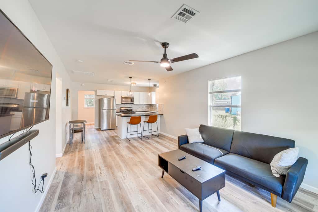 Remodeled Tulsa House w/ Yard ~ 4 Mi to Downtown!