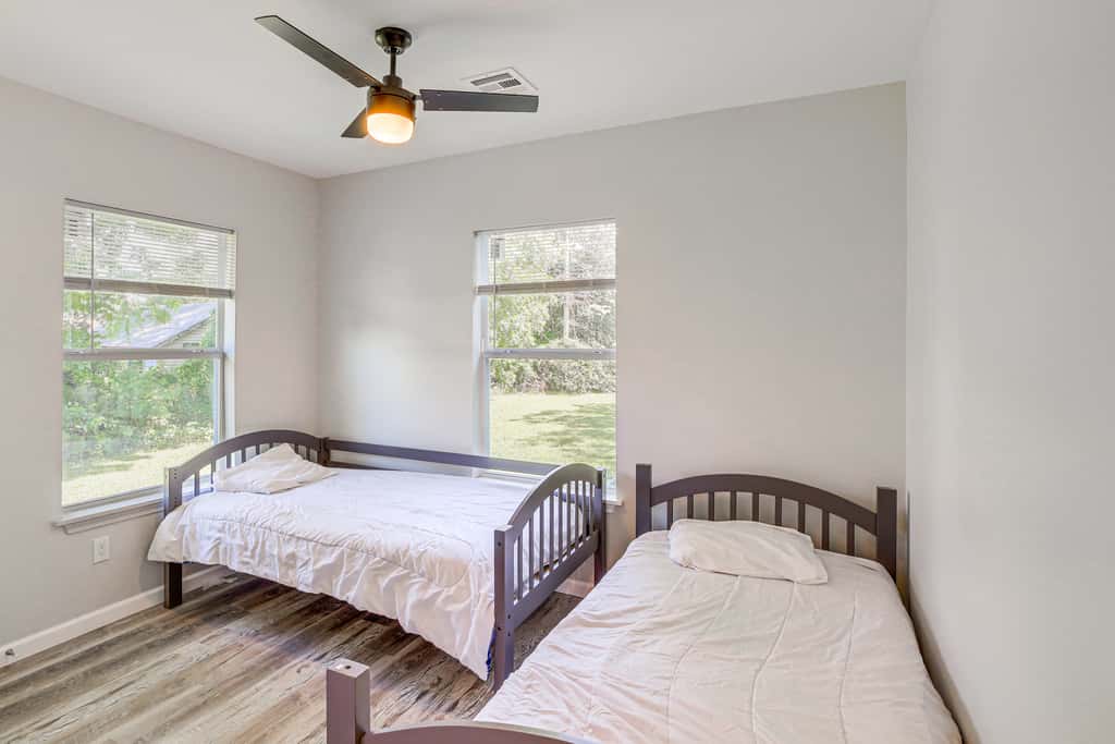 Remodeled Tulsa House w/ Yard ~ 4 Mi to Downtown!