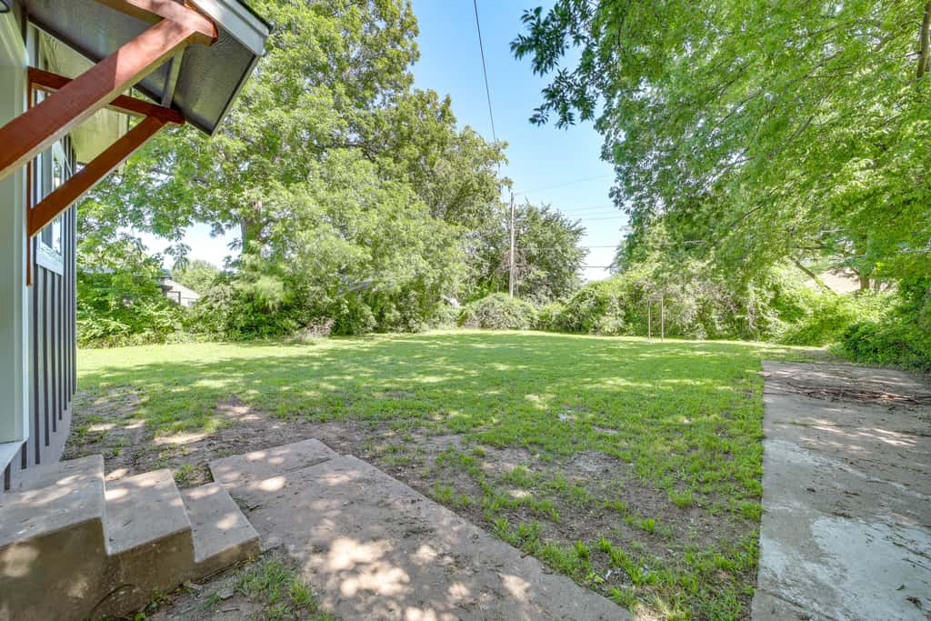 Remodeled Tulsa House w/ Yard ~ 4 Mi to Downtown!