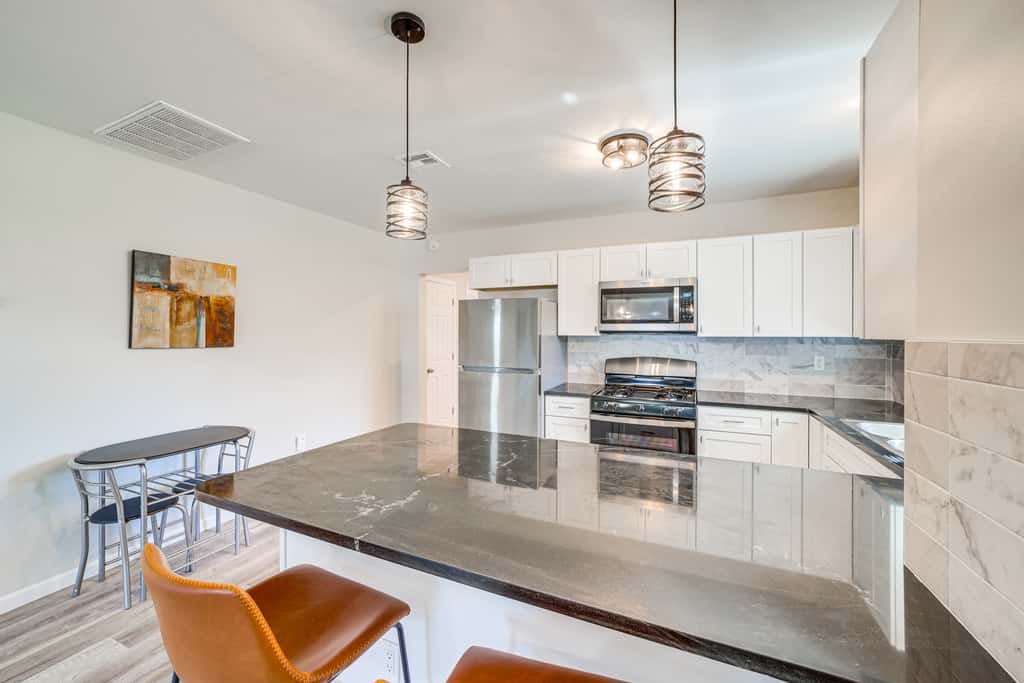 Remodeled Tulsa House w/ Yard ~ 4 Mi to Downtown!