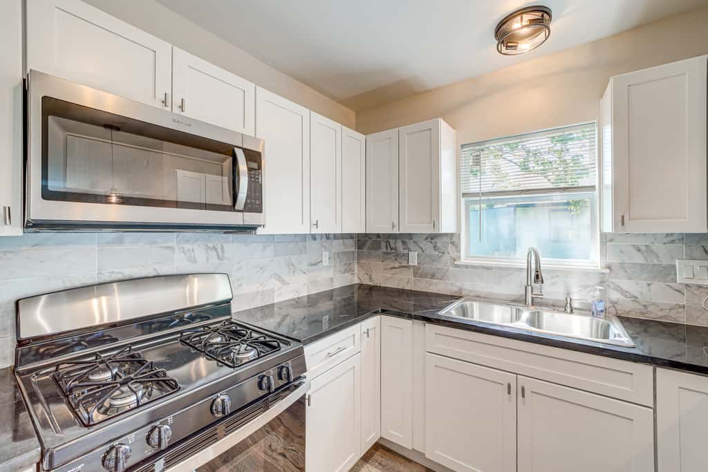 Remodeled Tulsa House w/ Yard ~ 4 Mi to Downtown!