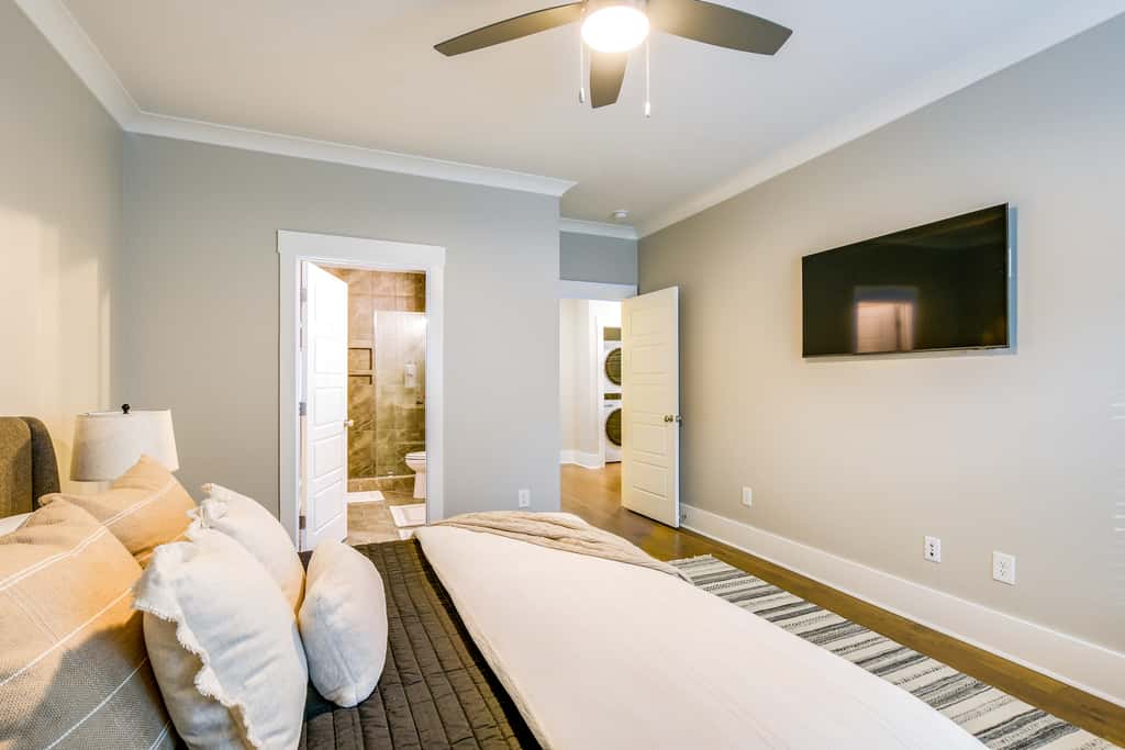 Cozy South Carolina Abode - Steps from Main Street