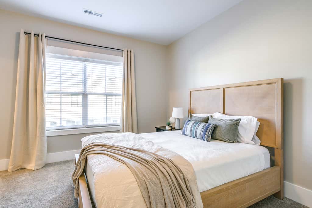 Cozy South Carolina Abode - Steps from Main Street