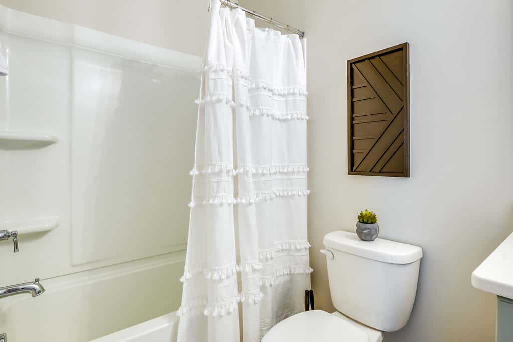 Cozy South Carolina Abode - Steps from Main Street