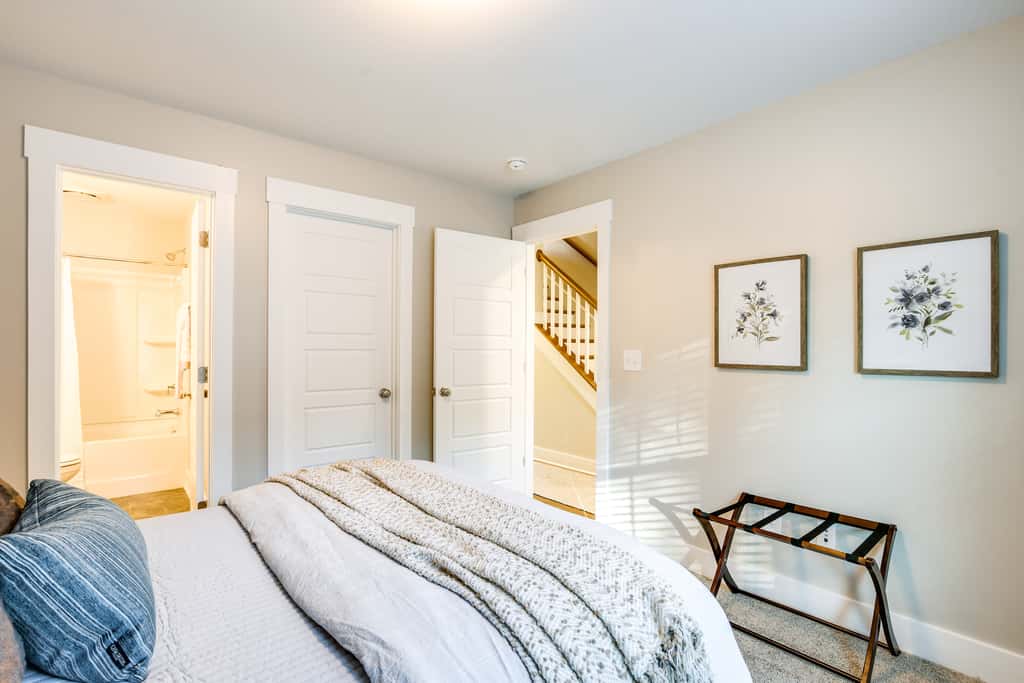 Cozy South Carolina Abode - Steps from Main Street