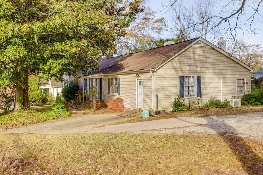4 Mi to Dtwn: Home w/ Fire Pit in Greenville