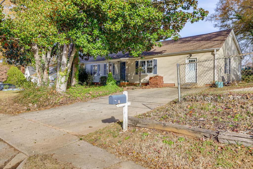 4 Mi to Dtwn: Home w/ Fire Pit in Greenville