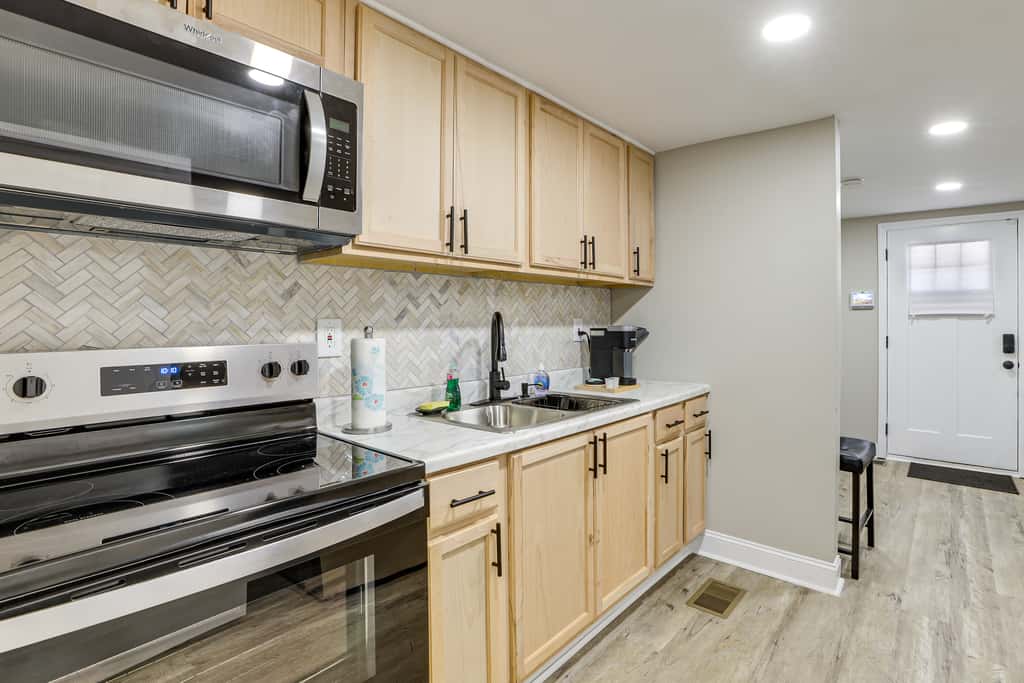 < 3 Mi to Downtown Greenville! Convenient 2BR Home