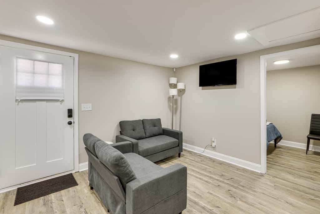 < 3 Mi to Downtown Greenville! Convenient 2BR Home