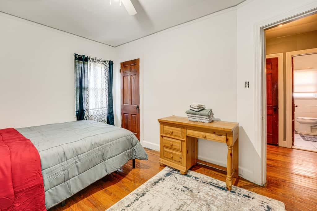 West Detroit Bungalow < 10 Mi to Ford Field