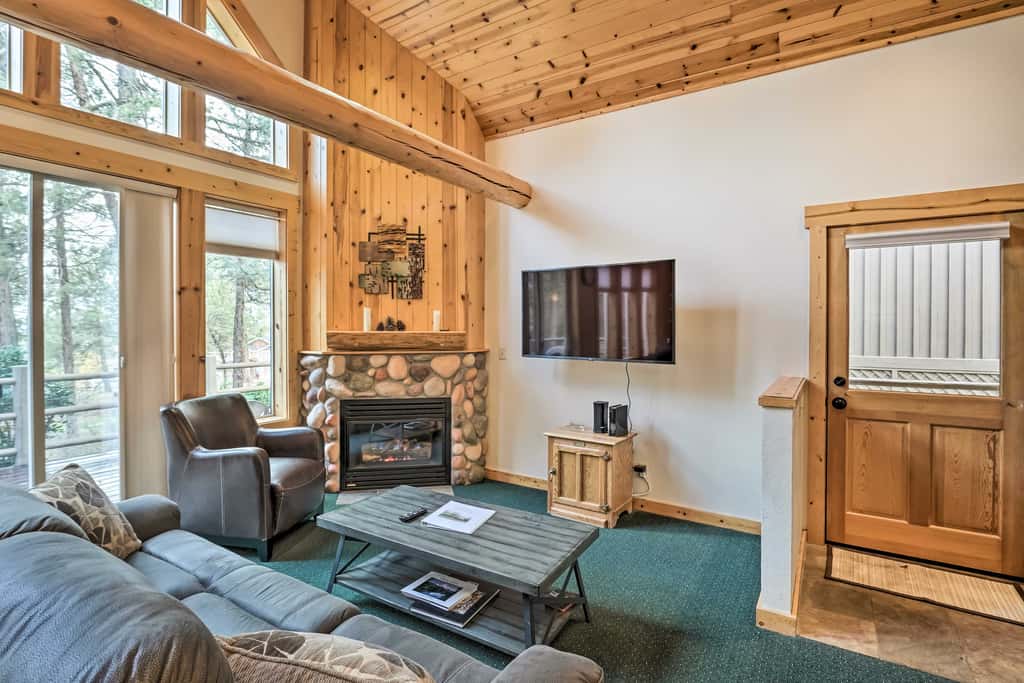 Chalet at Running Y Resort w/ Wraparound Deck!