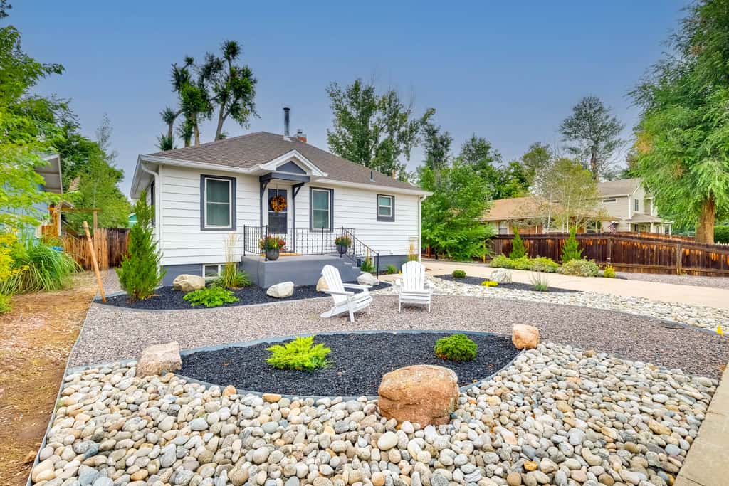 Loveland Retreat w/ Bicycles, Deck & Fire Pit!