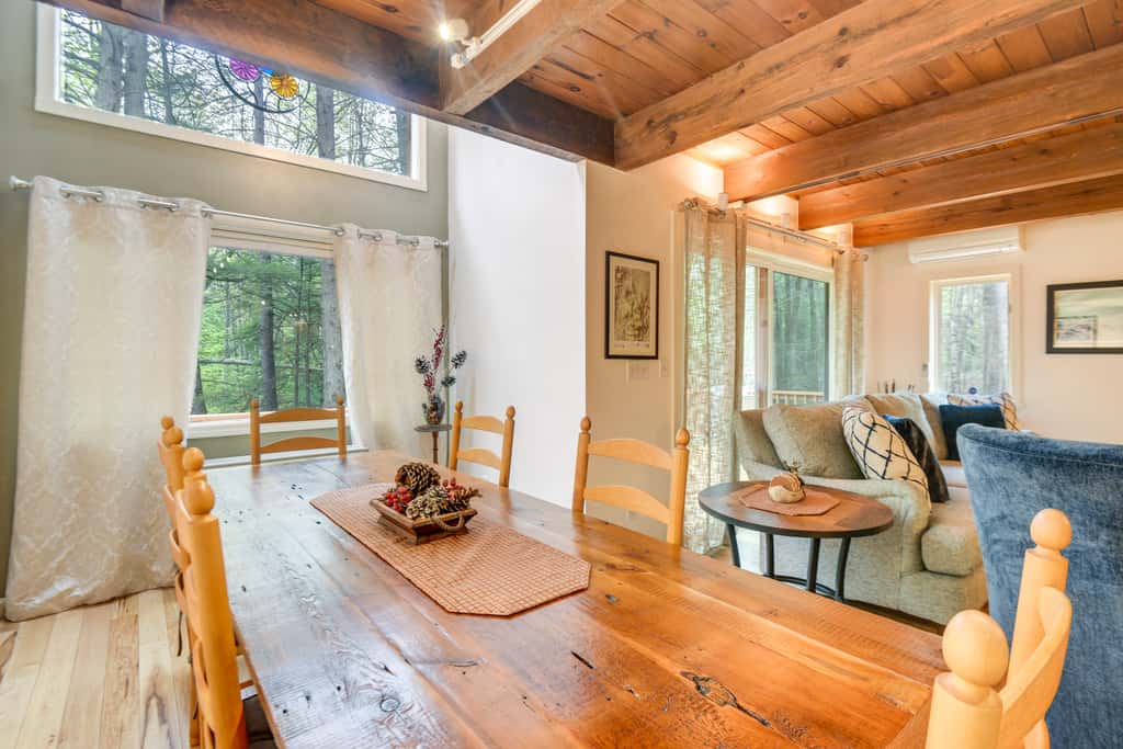 Hot Tub, Near Saco River! Summer Family Getaway