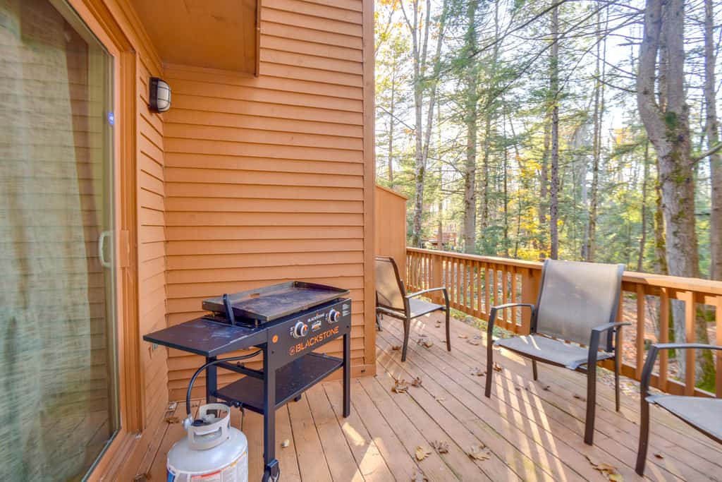 Hot Tub, Near Saco River! Summer Family Getaway