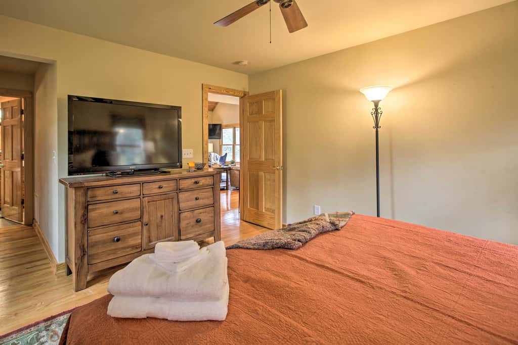 Wintergreen Resort Cabin: Near the Slopes!